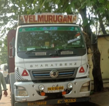 DAIMLER INDIA COMMERCIAL VEHICLES 1617 R