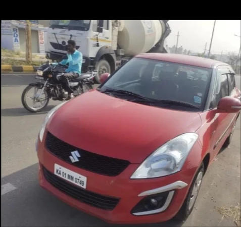 MARUTI SUZUKI SWIFT