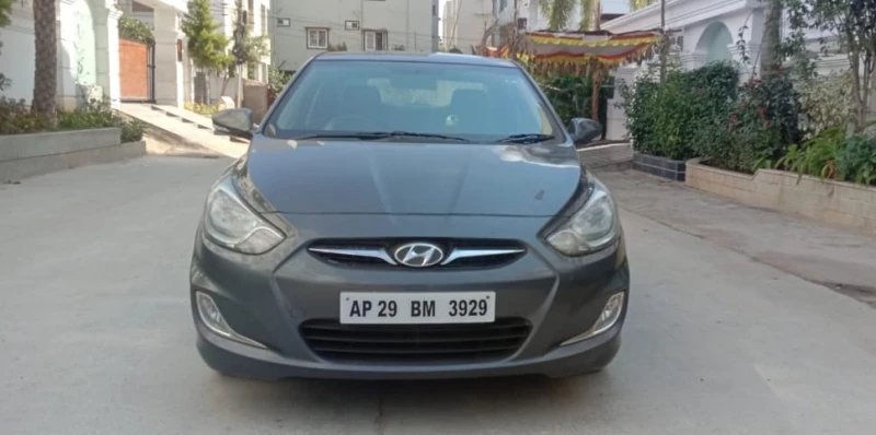 HYUNDAI Verna [2011-2015]