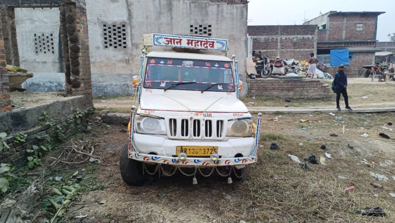 MAHINDRA BOLERO