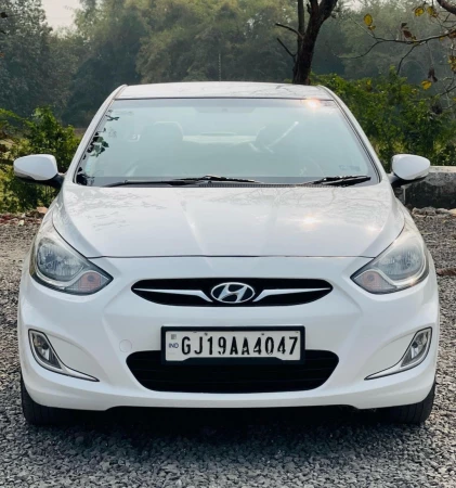 HYUNDAI VERNA