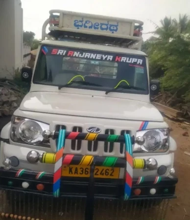 MAHINDRA Bolero Pik-Up