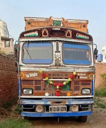 TATA MOTORS LPT 2518