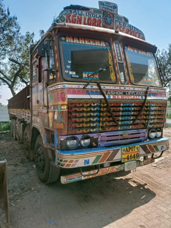 ASHOK LEYLAND 3718