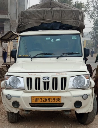 MAHINDRA Bolero Pik-Up