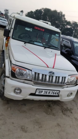 MAHINDRA Bolero Power+