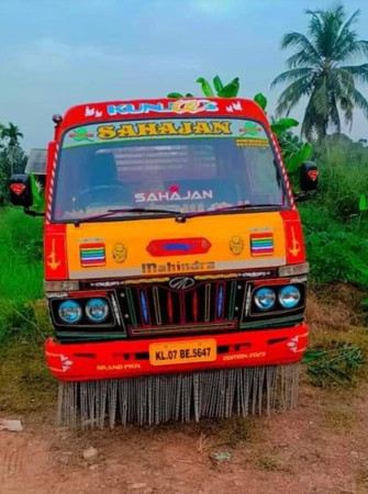 MAHINDRA Loadking Optimo Pride