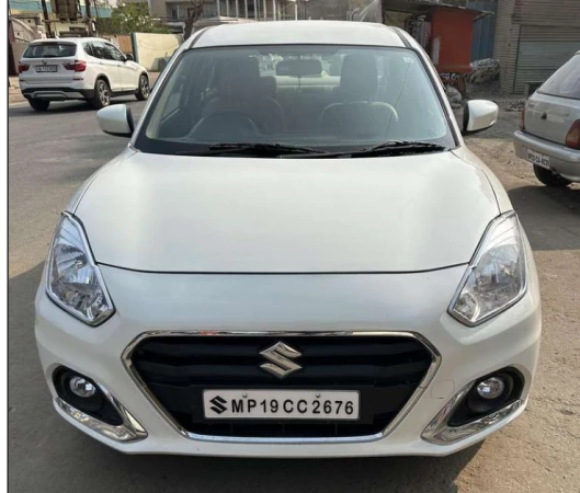 MARUTI SUZUKI Dzire