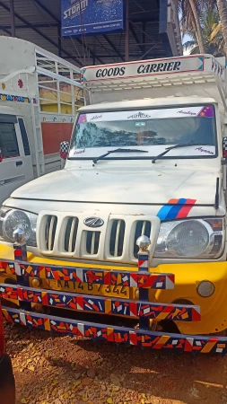 MAHINDRA Bolero Maxitruck Plus