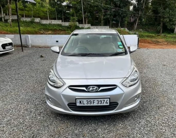 HYUNDAI Verna [2011-2015]