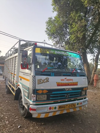 TATA MOTORS LPT 709 EX CNG