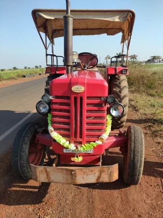 MAHINDRA  275 DI XP Plus