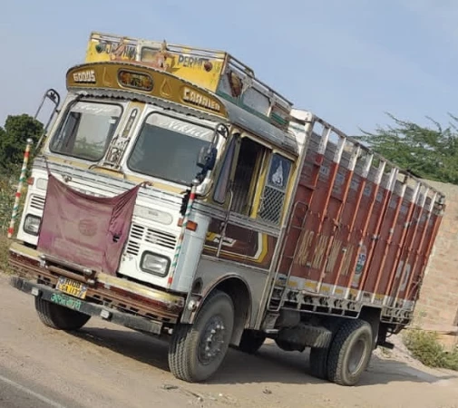 TATA MOTORS 1613