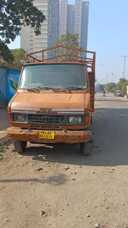 TATA MOTORS LPT 709 EX CNG