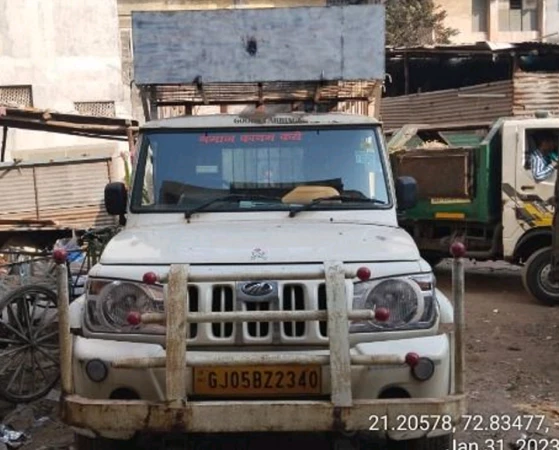 MAHINDRA Bolero Maxitruck Plus