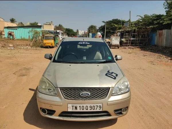 Ford Figo [2010-2012]