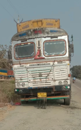 ASHOK LEYLAND 3118 HD