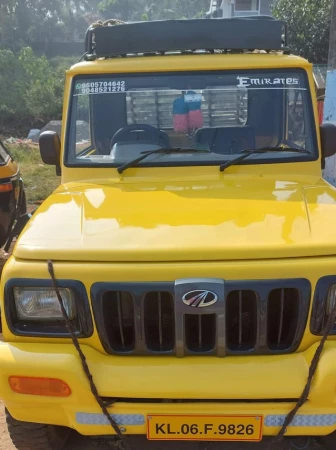 MAHINDRA Bolero Pik-Up