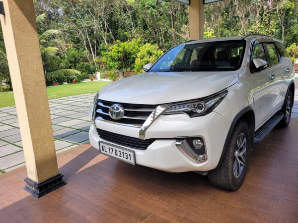 TOYOTA FORTUNER