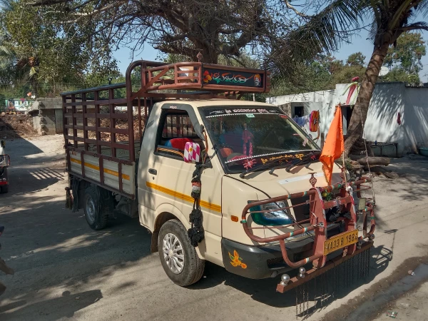 ASHOK LEYLAND DOST