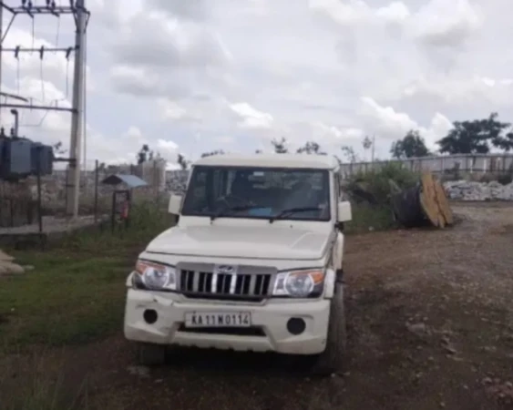 MAHINDRA Bolero Power+