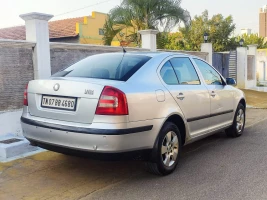 Skoda Laura [2009-2013]