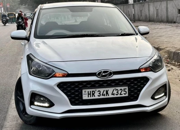 HYUNDAI i20 [2010-2012]