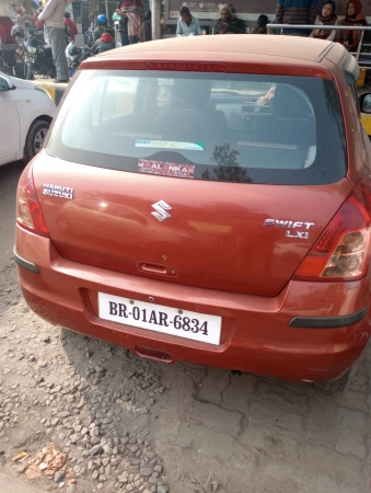 MARUTI SUZUKI SWIFT