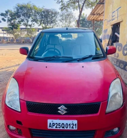 MARUTI SUZUKI SWIFT