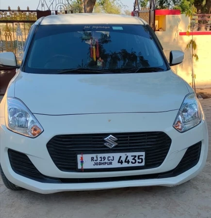 MARUTI SUZUKI SWIFT