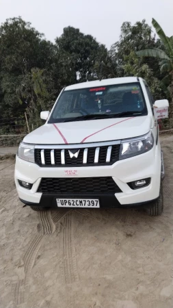 MAHINDRA Bolero Neo