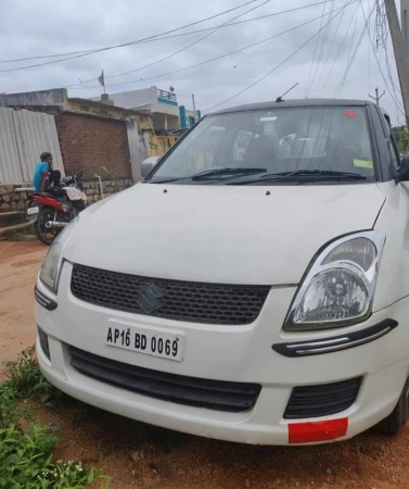 MARUTI SUZUKI SWIFT