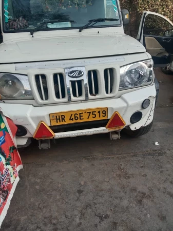 MAHINDRA Bolero Maxitruck Plus