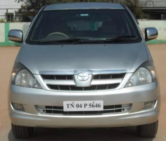 TOYOTA Innova [2005-2009]