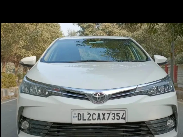 TOYOTA Corolla Altis