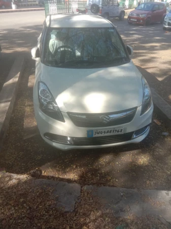 MARUTI SUZUKI Dzire