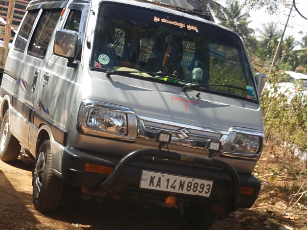 MARUTI SUZUKI Omni