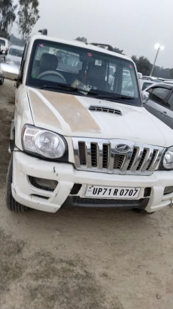 MAHINDRA Scorpio [2009-2014]