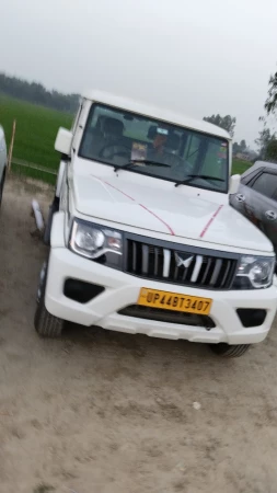 MAHINDRA BOLERO