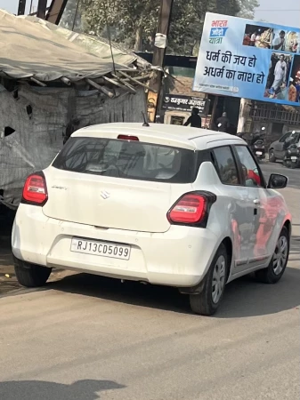 MARUTI SUZUKI SWIFT