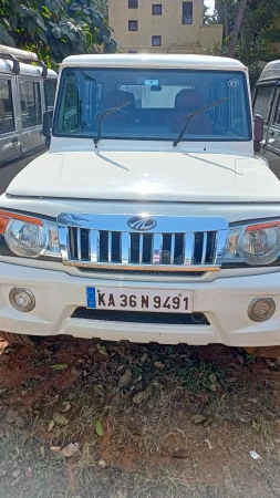 MAHINDRA Bolero Power+