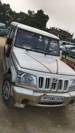 MAHINDRA BOLERO