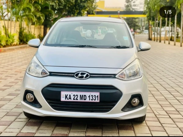 HYUNDAI Grand i10 [2013-2017]