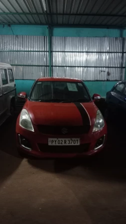 MARUTI SUZUKI SWIFT