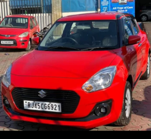 MARUTI SUZUKI SWIFT