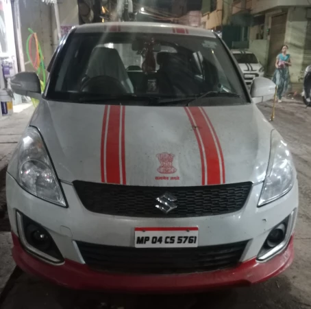 MARUTI SUZUKI SWIFT