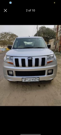 MAHINDRA TUV300 Plus