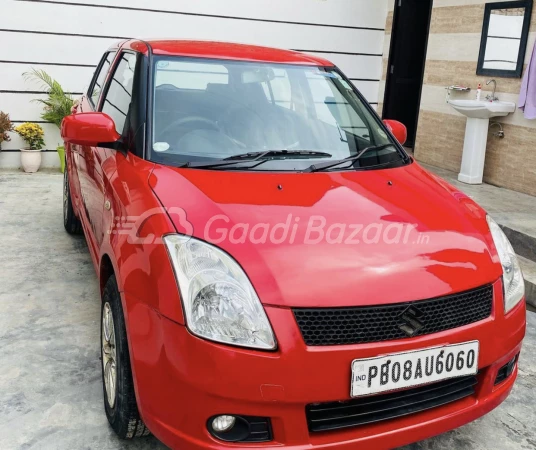 MARUTI SUZUKI SWIFT