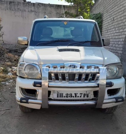 MAHINDRA Scorpio [2009-2014]