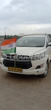 TOYOTA INNOVA CRYSTA